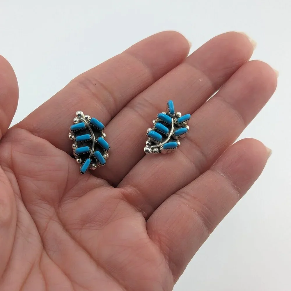 Zuni Petite Needlepoint Turquoise Earrings Native American Handmade Jewelry**‎